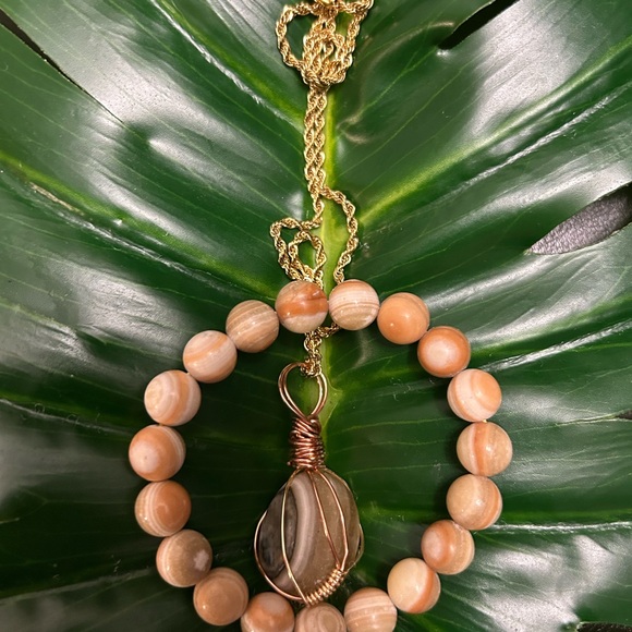 yellow golden calcite GORGEOUS wire wrapped crystal pendant & bracelet set - Picture 5 of 7